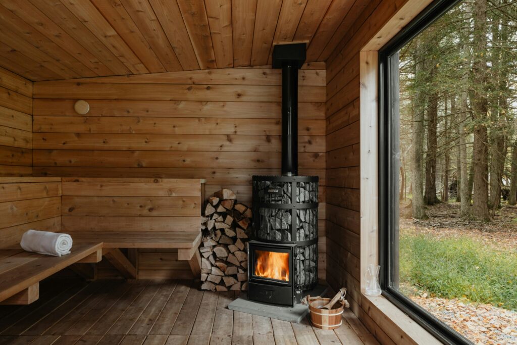 Do Cold Showers, Saunas & Ice Baths Actually Extend Your Life?
